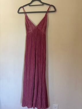 Lulus Pink V-Neck Midi Dress size Medium